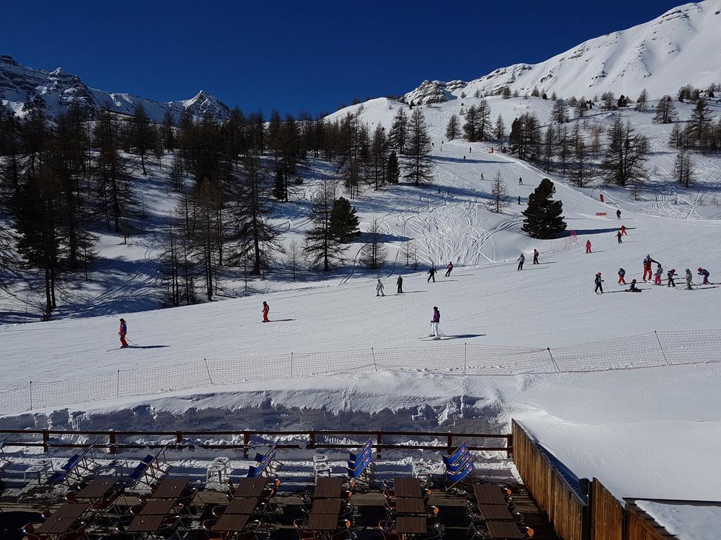 Hotel Le Chal'Heureux Vars  Esterno foto